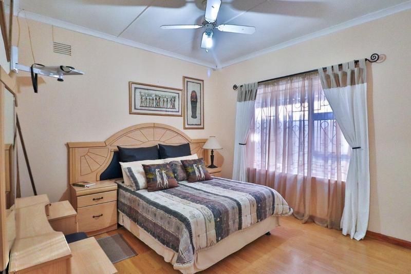 4 Bedroom Property for Sale in Heiderand Western Cape